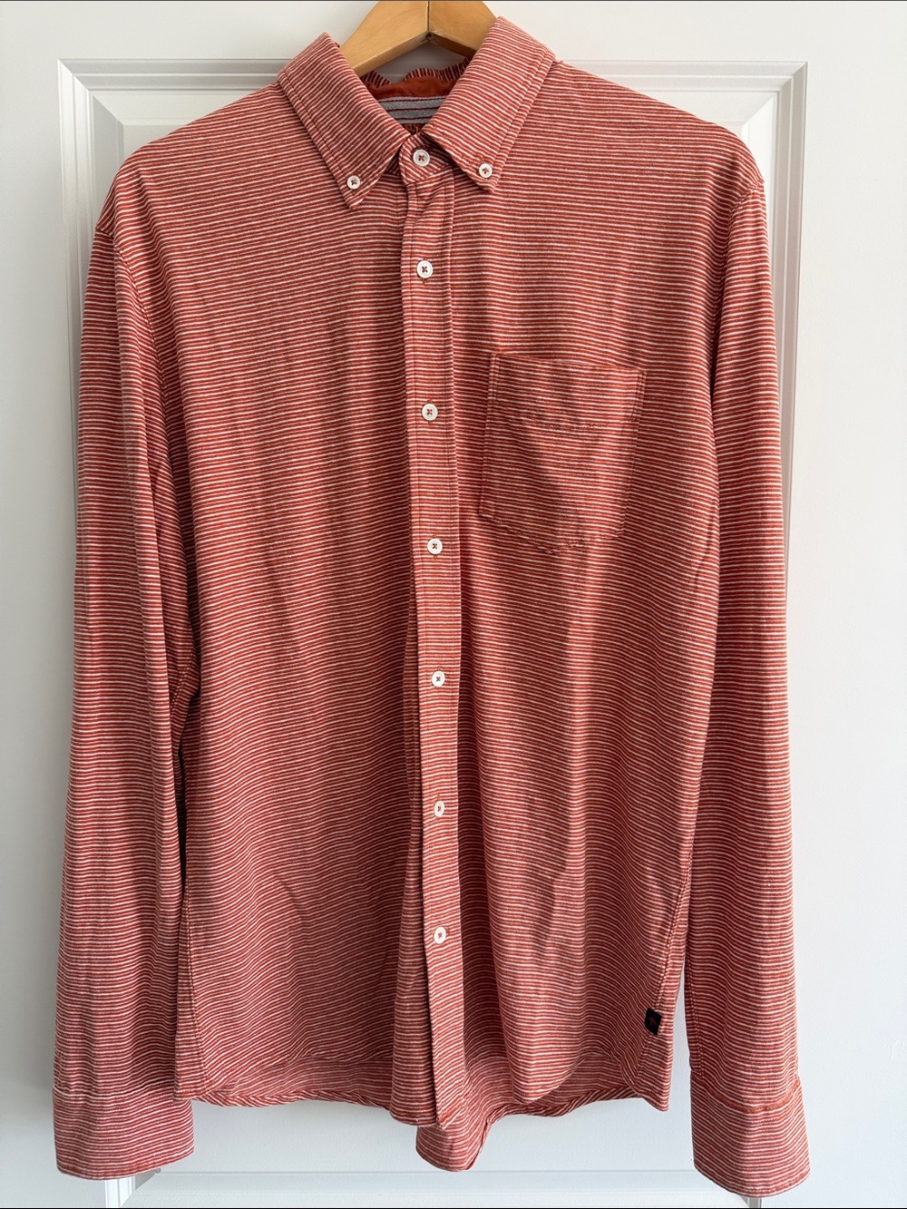 NWT RELWEN Men's Button-Down Long Sleeve Shirt in Rust Stripe